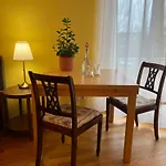 Privatunterkunft Kleiner Balkon In Muenchen West